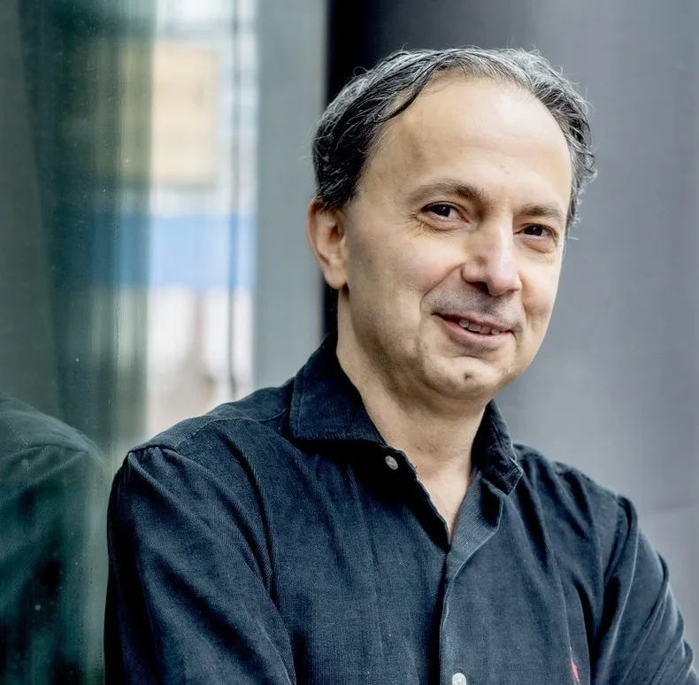 Porträt von Abbas Rahmani