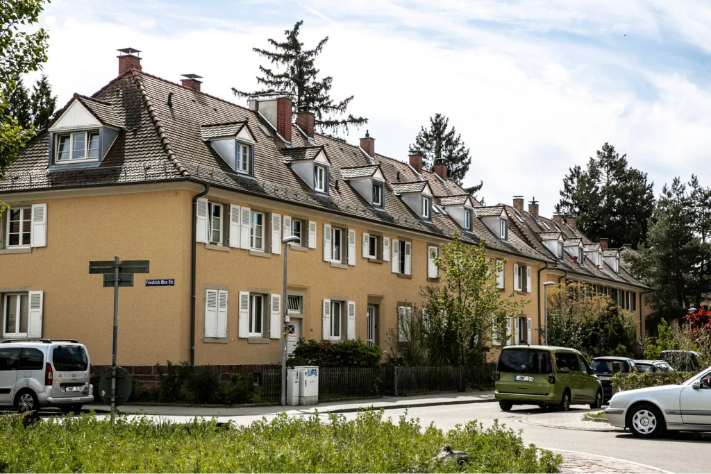 Gelbe Häuser in der Karlsruher Nordstadt