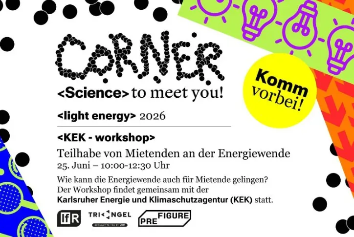 Auf dem Bild ist ein bunter Flyer zu sehen, auf dem die Veranstaltungen während CORNER beworben werden.